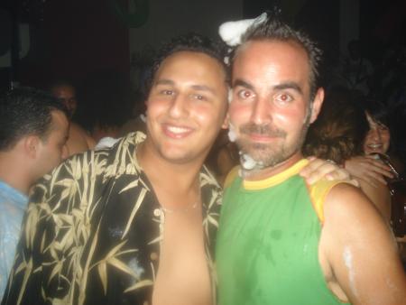 moi et john (mousse party @ Le carré)